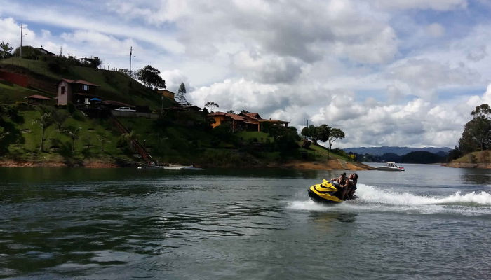 deportes extremos en guatapé antioquia