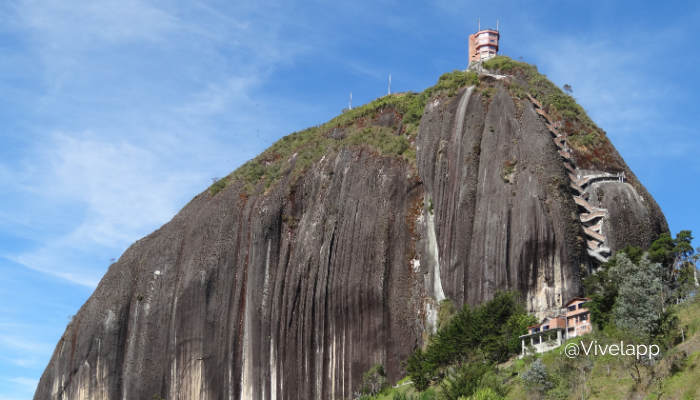 piedra del peñol guatapé antioquia